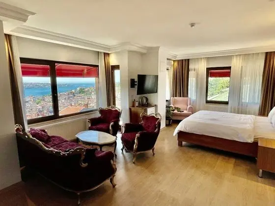 Grand Tek Büyük veya İki Ayrı Yataklı Oda