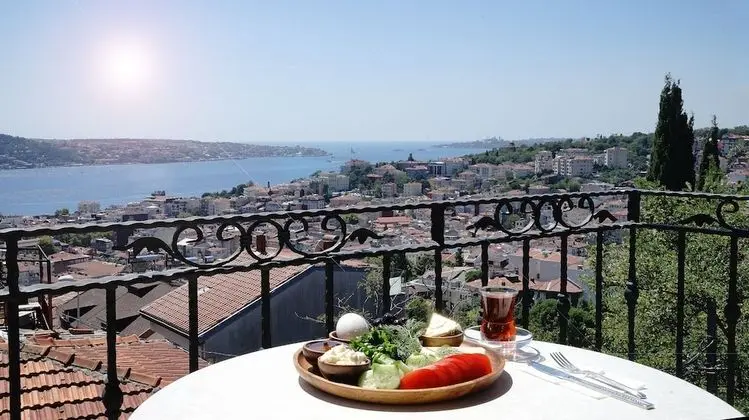 Grand Tek Büyük veya İki Ayrı Yataklı Oda