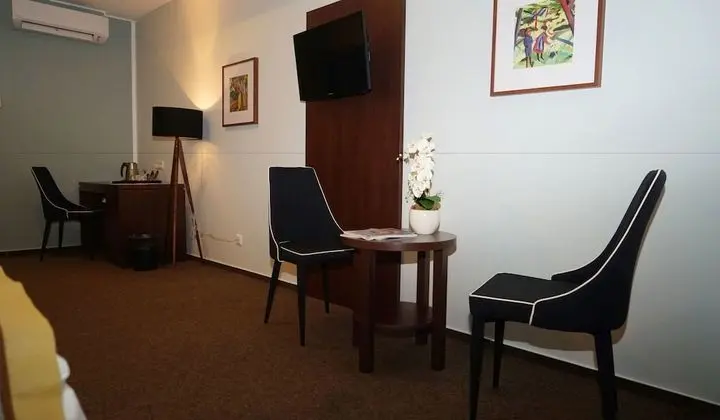 Comfort Tek Büyük Yataklı Oda