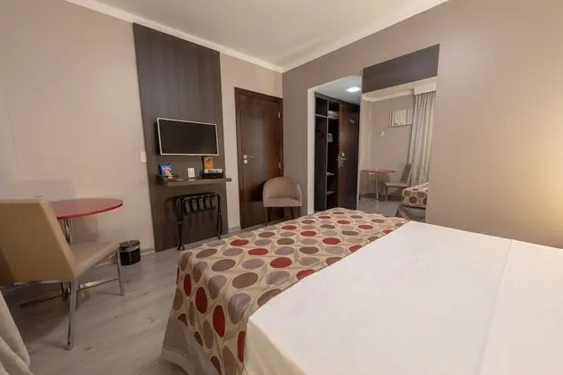 Deluxe Tek Büyük Yataklı Oda (Class)