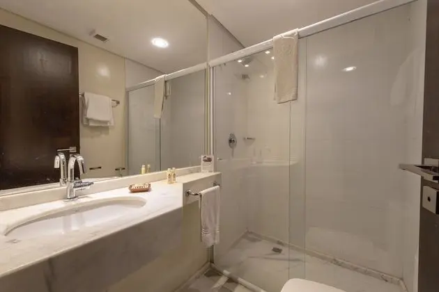 Deluxe Tek Büyük Yataklı Oda (Class)
