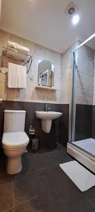 Standard Tek Büyük veya İki Ayrı Yataklı Oda, 1 Yatak Odası