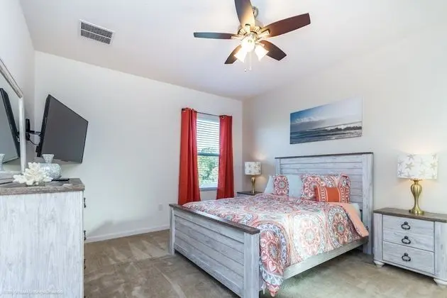 Villa (5244OA Luxury 6 Bedroom 4.Bath  Home )