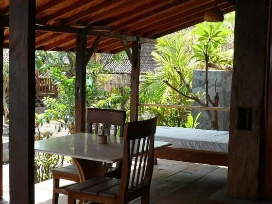 Bungalov, Bahçe Manzaralı