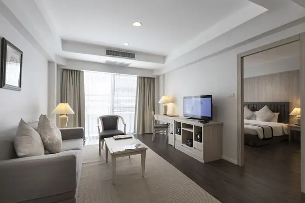 1 Bedroom Suite