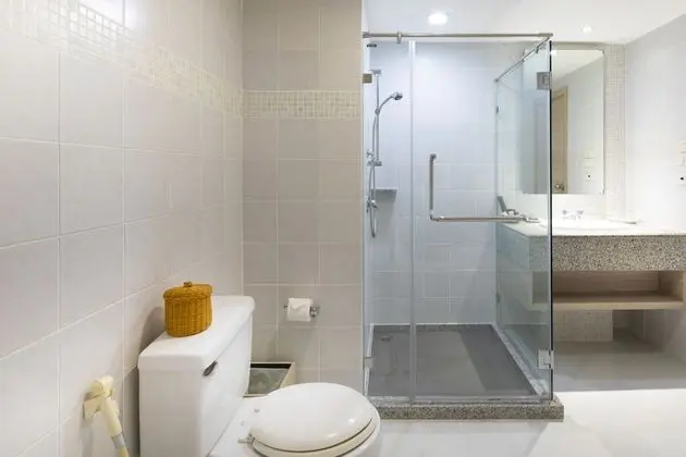 1 Bedroom Suite