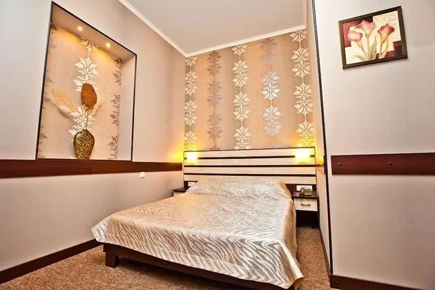 Standard Tek Büyük Yataklı Oda