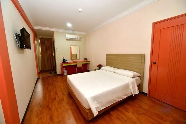 Premium Tek Büyük Yataklı Oda