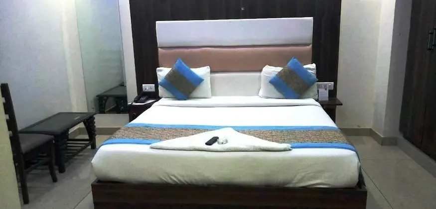 Deluxe Tek Büyük veya İki Ayrı Yataklı Oda