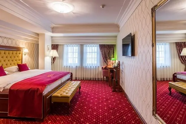 Deluxe Büyük Yataklı Tek Kişilik Oda
