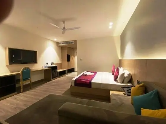 Deluxe Tek Büyük Yataklı Oda, 1 Çift Kişilik Yatak, Sigara İçilmez