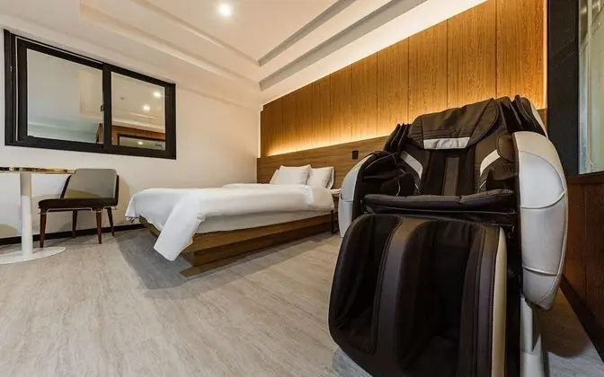 Oda (VIP (with styler Netflix available ma)