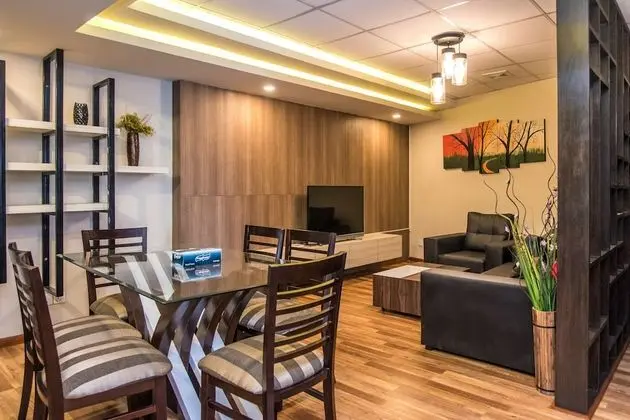 Deluxe Üç Kişilik Oda, 3 Yatak Odası, Küçük Mutfak, Şehir Manzaralı