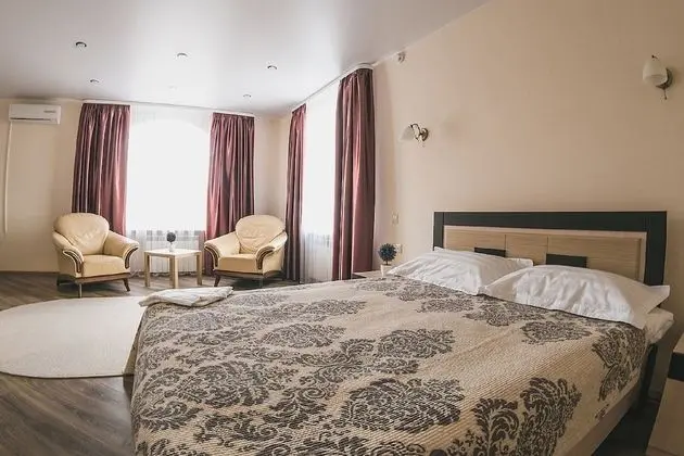 Luxury Tek Büyük Yataklı Oda