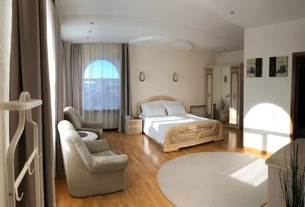 Luxury Tek Büyük Yataklı Oda