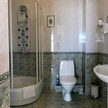 Luxury Tek Büyük Yataklı Oda