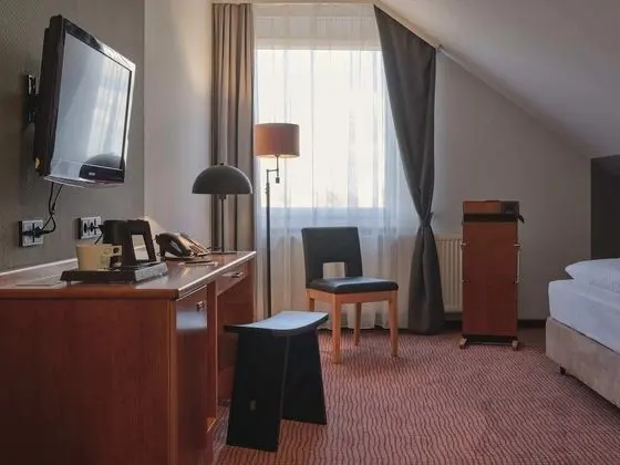 Comfort Tek Büyük Yataklı Oda