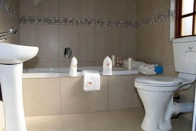 Standard Tek Büyük Yataklı Oda, Sigara İçilmez, Bahçe Manzaralı