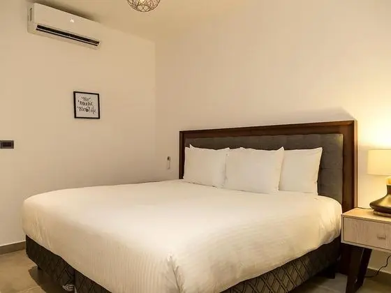 Daire, 2 Yatak Odası, Balkon