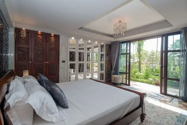 Luxury Villa