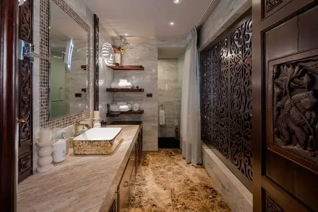 Luxury Villa