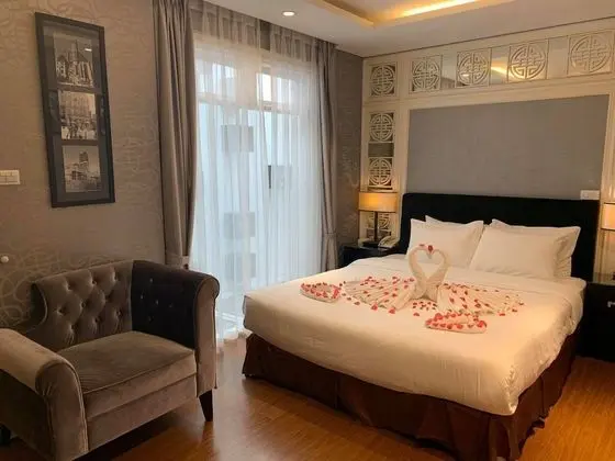 Standard Oda, 1 Büyük (Queen) Boy Yatak, Penceresiz