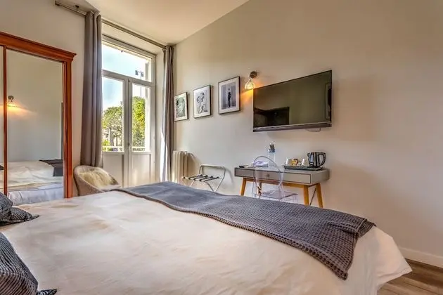 Deluxe Tek Büyük Yataklı Oda