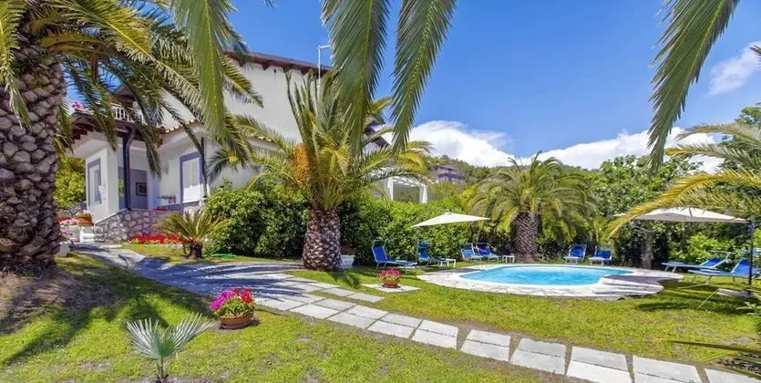 Villa, Sigara İçilebilir