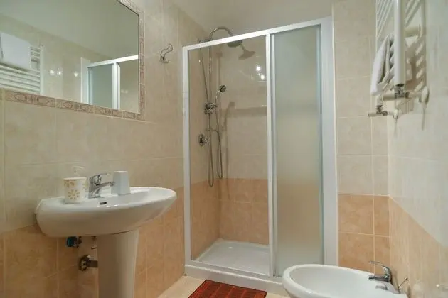 Tek Büyük Yataklı Oda, Özel Banyo
