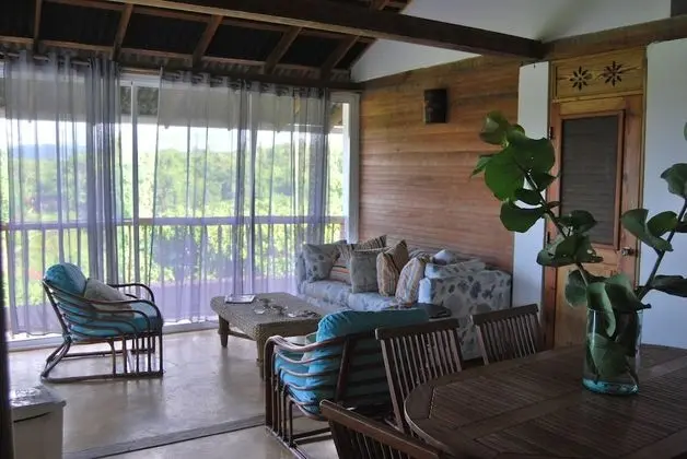 Acaya,3 Bedroom Ocean View House