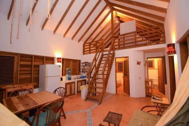 Almendro, 2 Bedroom House