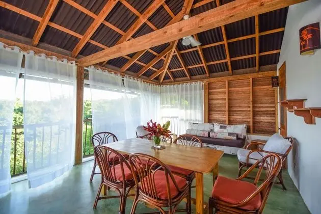 Arraijan, 2 Bedroom House