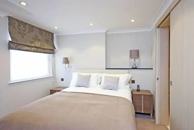 One Bedroom Apartment (Lower Ground Floor)