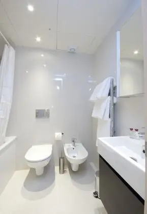 One Bedroom Apartment (Lower Ground Floor)