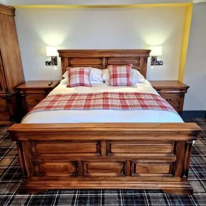 Exclusive Tek Büyük Yataklı Oda