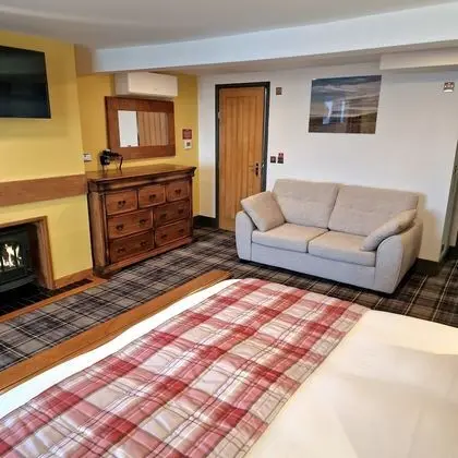 Exclusive Tek Büyük Yataklı Oda