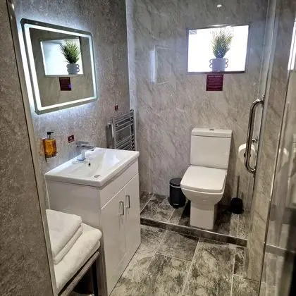 Exclusive Tek Büyük Yataklı Oda