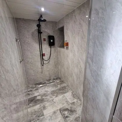 Exclusive Tek Büyük Yataklı Oda