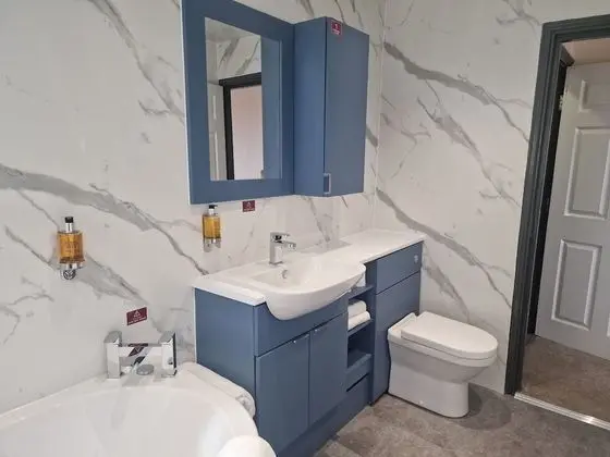 Luxury Tek Büyük Yataklı Oda