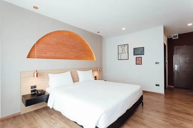 Standard King Room