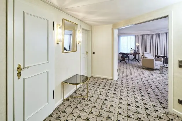 Sky Line Suite