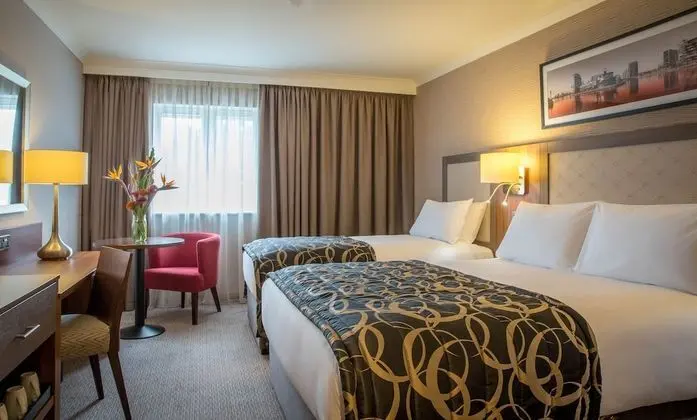 King & Single Room