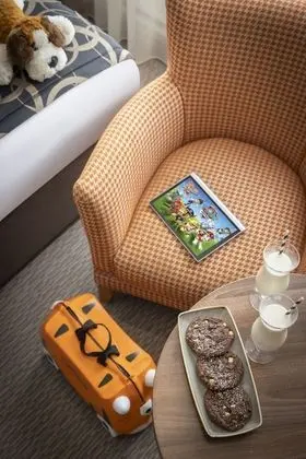 Deluxe Family Room