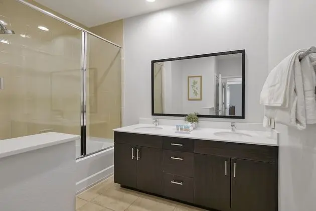 Standart Sıra Ev, 3 Yatak Odası, Sıcak Su Havuzu