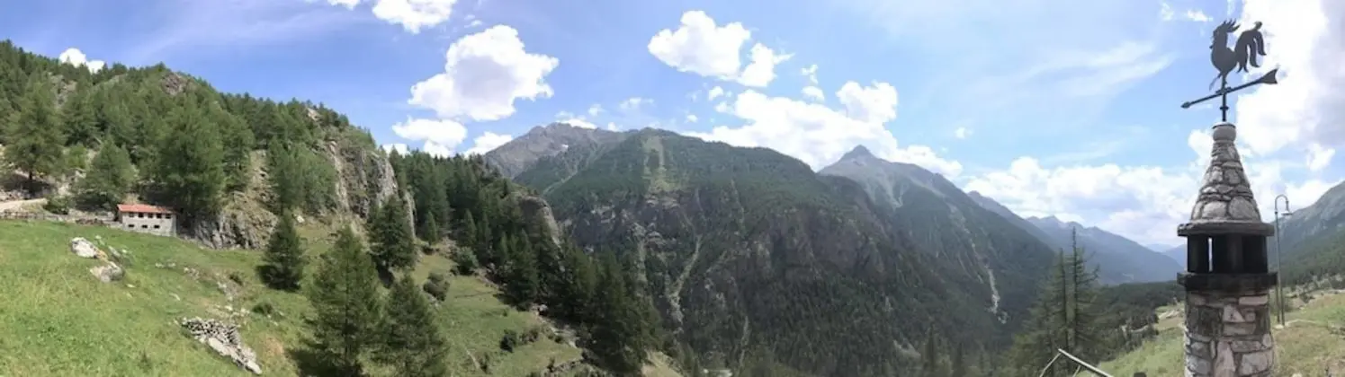 Tek Büyük veya İki Ayrı Yataklı Oda, Dağ Manzaralı