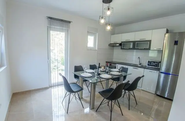 Classic Villa, Kişiye Özel Havuzlu, Nehir Manzaralı