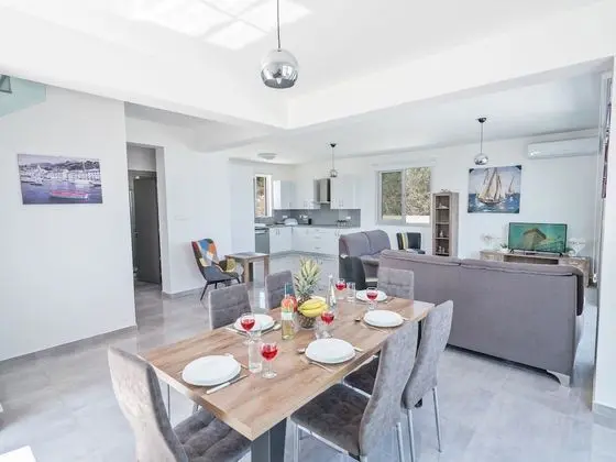 Villa, 4 Yatak Odası, Balkon