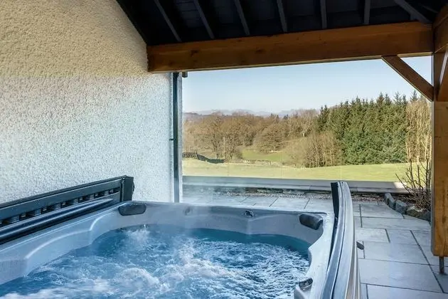 Luxury Ev, Banyolu/Duşlu, Dağ Manzaralı (Cleabarrow View)