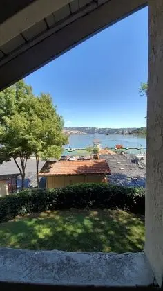 Kulübe, 1 Yatak Odası, Mutfak, Göl Manzaralı