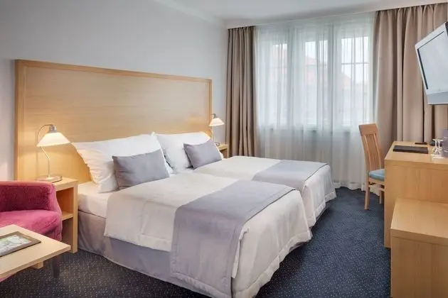 Comfort Tek Büyük Yataklı Oda
